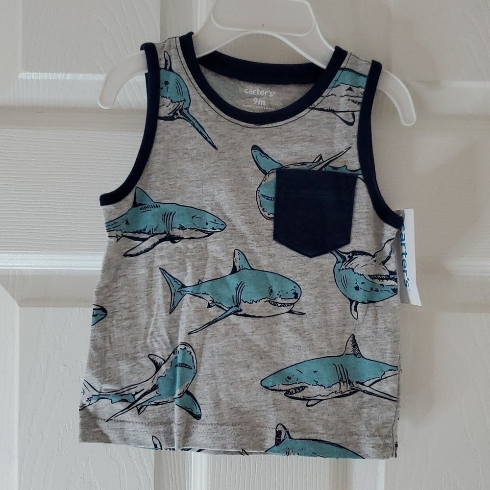 🌼New Shark Shirt Size 9 Months